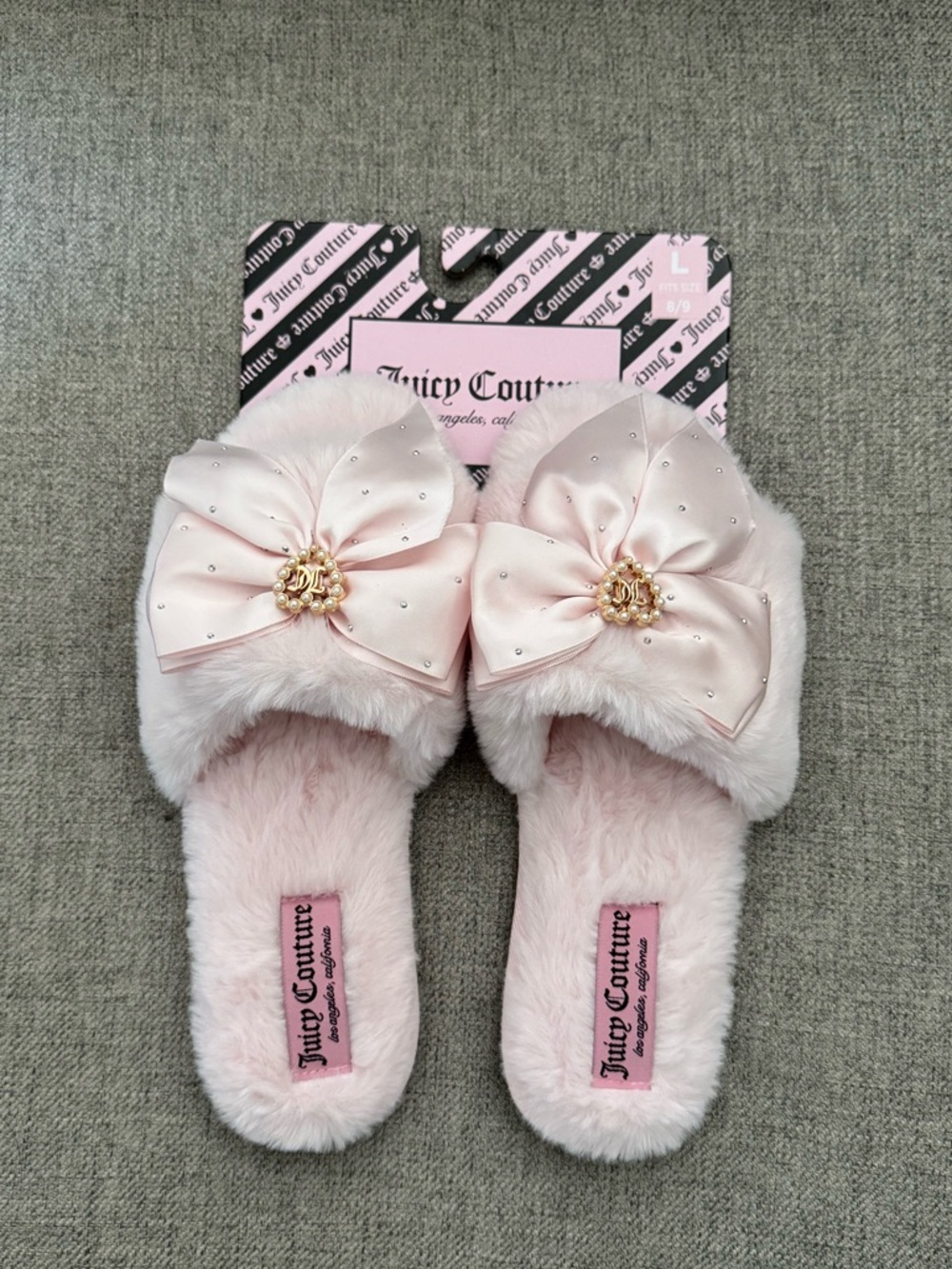 Juicy Couture Light Pink Fuzzy Slide Women’s Slippers✨